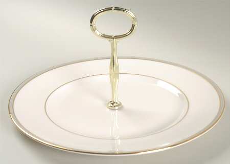 Oxford Gray Round Serving Plate with Handle (DP)