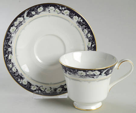 Paradise Footed Cup & Saucer Set
