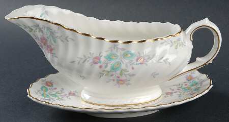 Pastoral Gravy Boat & Underplate