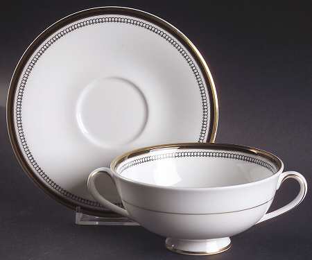 Pavanne Footed Cream Soup Bowl & Saucer Set