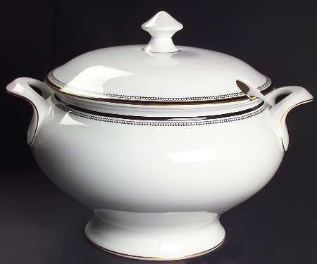 Pavanne Tureen &  Lid