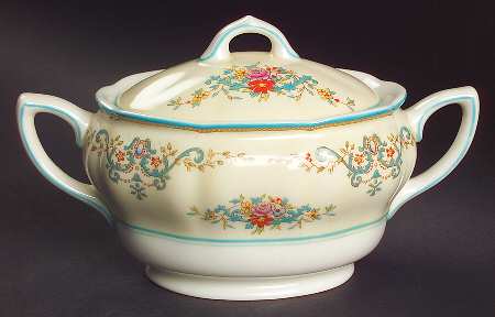 Pembroke Sugar Bowl & Lid