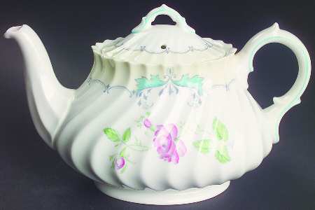 Picardy Teapot & Lid