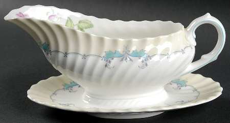 Picardy Gravy Boat & Underplate