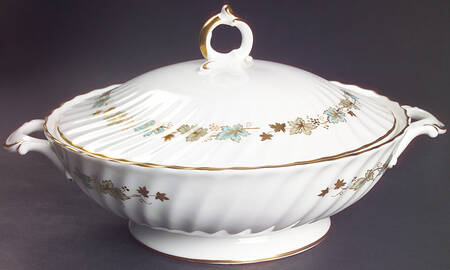 Piedmont Round Covered Vegetable