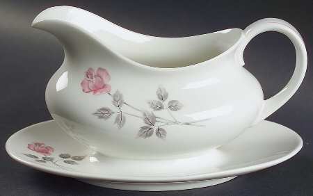 Pillar Rose Gravy Boat with Attached Underplate