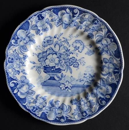 Pomeroy Blue and White (D6323) Dessert/Pie Plate