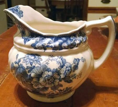 Pomeroy Blue and White (D6323) 40 Oz Jug