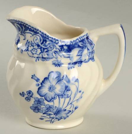 Pomeroy Blue and White (D6323) Mini Creamer