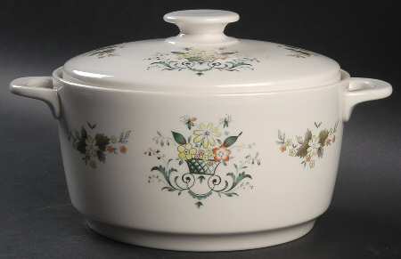 Provencal Medium Oven-to-Table Round Covered Casserole