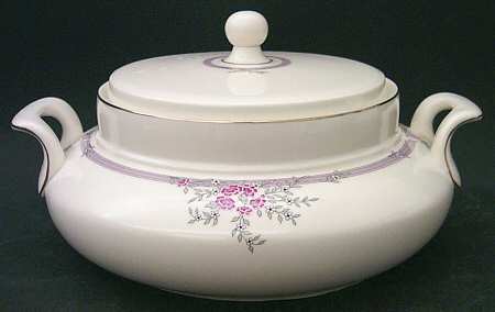 Providence Round Covered Vegetable