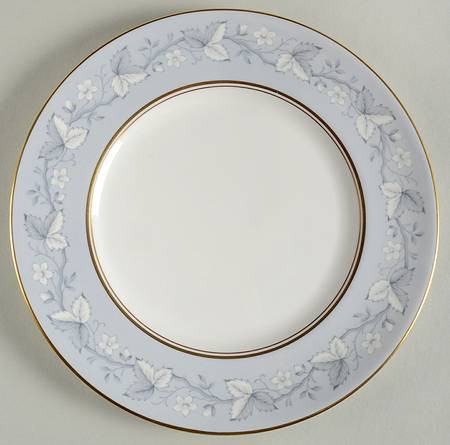 Queensbury Luncheon Plate