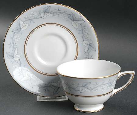 Queensbury Footed Cup & Saucer Set