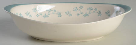 Queenslace 10" Oval Vegetable Bowl