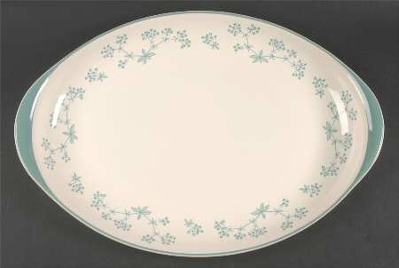 Queenslace 17" Oval Serving Platter