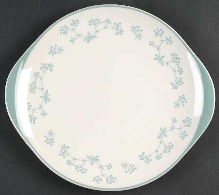 Queenslace Cake Plate