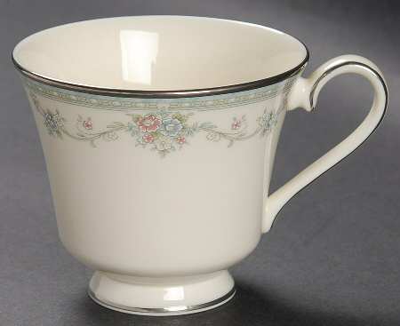 Rachel Footed Cup