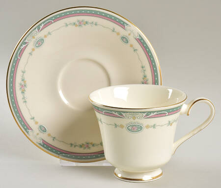 Radcliffe Footed Cup & Saucer Set
