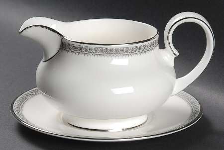 Ravenswood Gravy Boat & Underplate