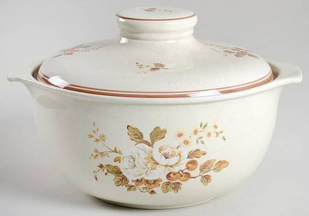 Ravel 2 Qt Round Covered Casserole