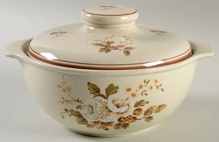 Ravel 1.5 Qt Round Covered Casserole