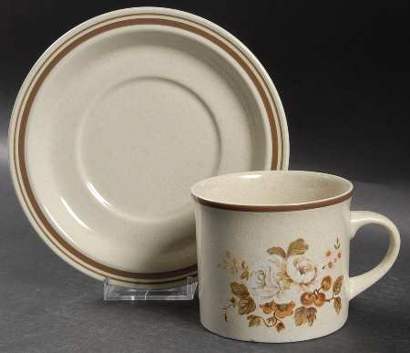 Ravel Flat Cup & Saucer Set