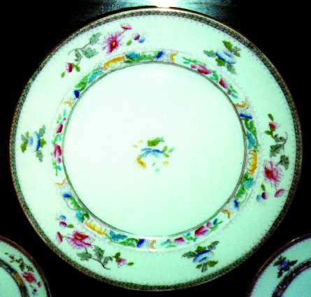 RD12 by Royal Doulton