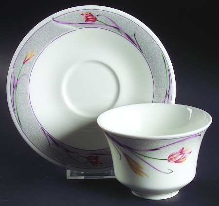 RD2 Footed Cup & Saucer Set