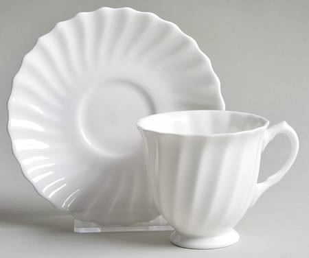 RD27 Footed Demitasse Cup & Saucer Set