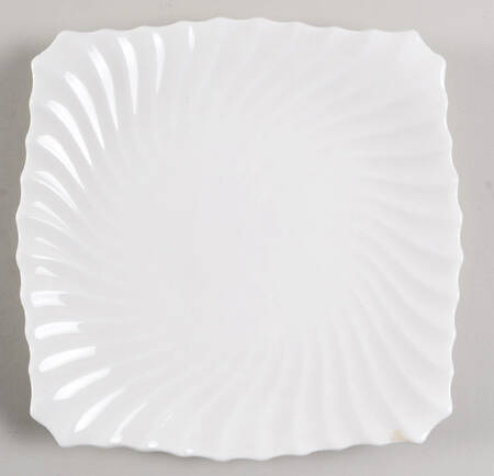 RD27 Square Cake Plate