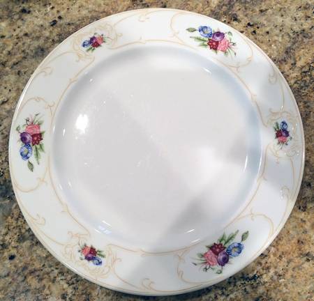 RD39 Dinner Plate