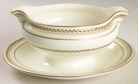 The Repton (Gold Trim) Gravy Boat with Attached Underplate