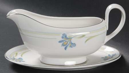 Rhapsody Gravy Boat & Underplate