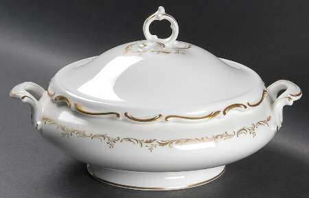 Richelieu Round Covered Vegetable