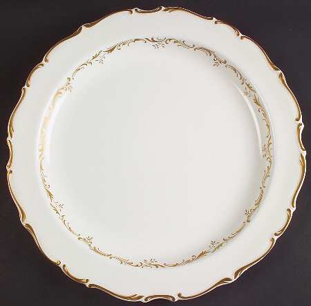 Richelieu 13" Chop Plate (Round Platter)