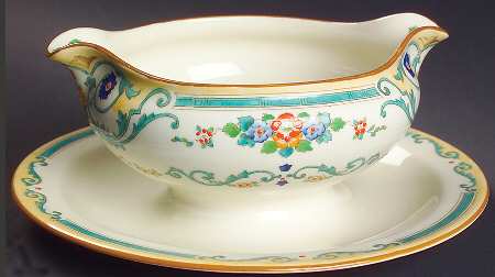 Rochester Gravy Boat with Attached Underplate
