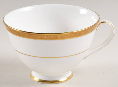 Royal Gold Footed Cup