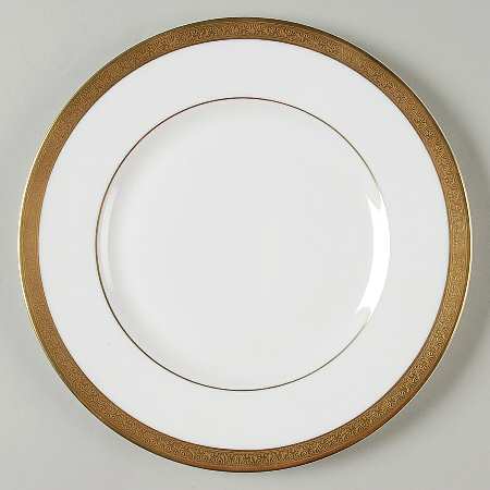 Royal Gold Luncheon Plate