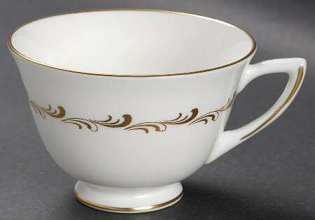 Rondo Footed Cup