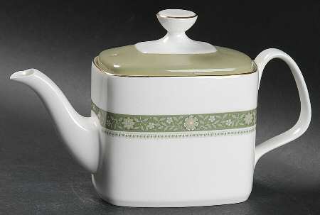 Rondelay (Concord Shape) Mini Teapot & Lid