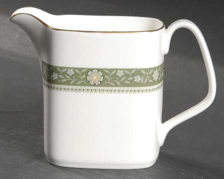 Rondelay (Concord Shape) Creamer