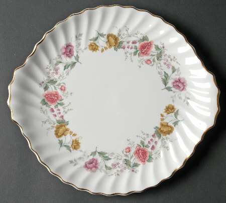 Rosell Handled Cake Plate