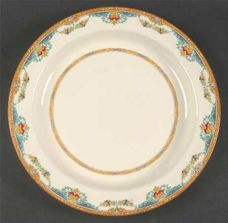 The Roxbury 11" Chop Plate (Round Platter)