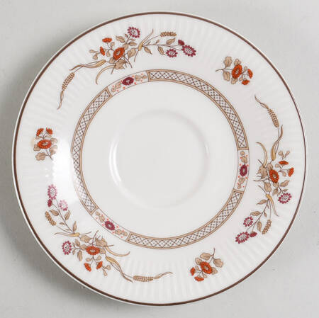 Russet Glen Saucer