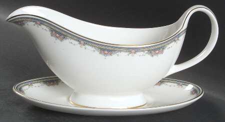 Salisbury Gravy Boat & Underplate