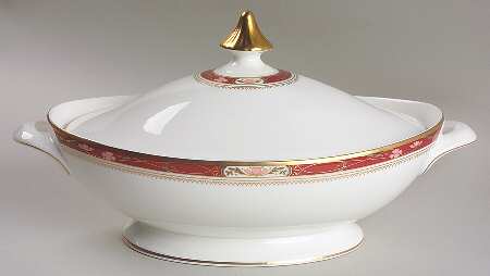 Sandon Oval Covered Vegetable
