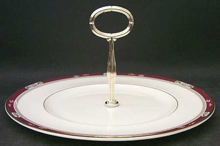 Sandon Round Serving Plate with Handle (DP)
