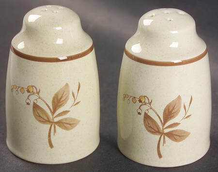 Sandsprite (Double Line Brown Trim) Salt & Pepper Set