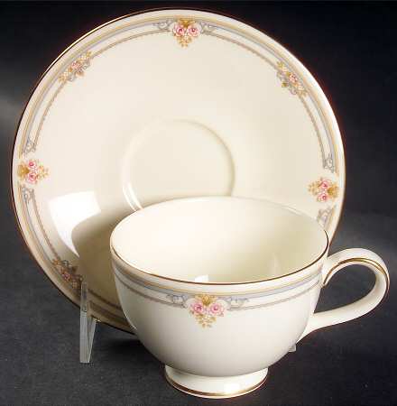 Sarah Footed Cup & Saucer Set
