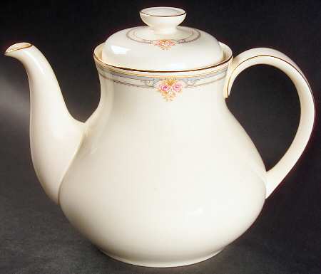 Sarah Teapot & Lid